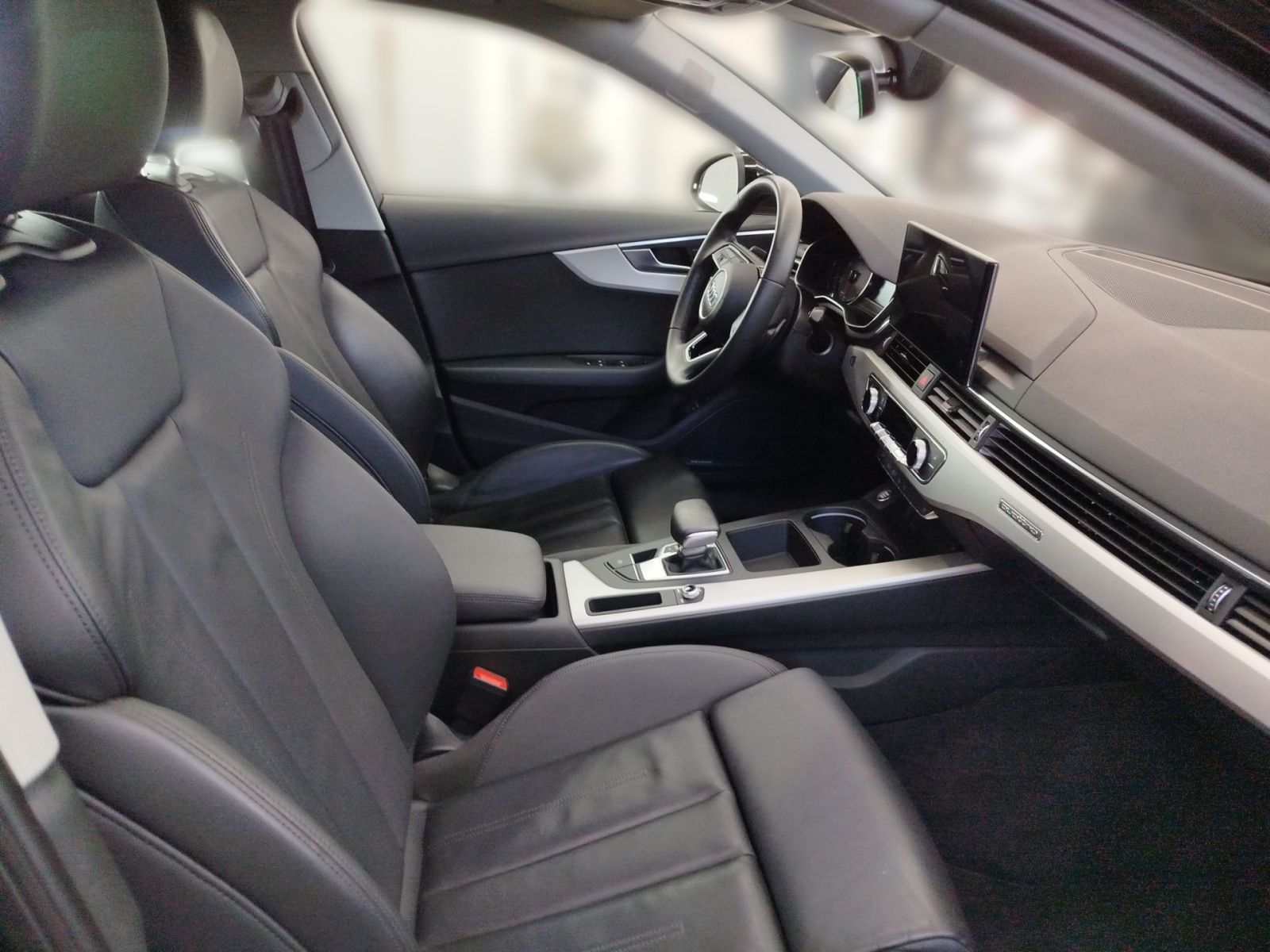 Audi A4 Limousine 40 TDI quattro S tronic advanced LE