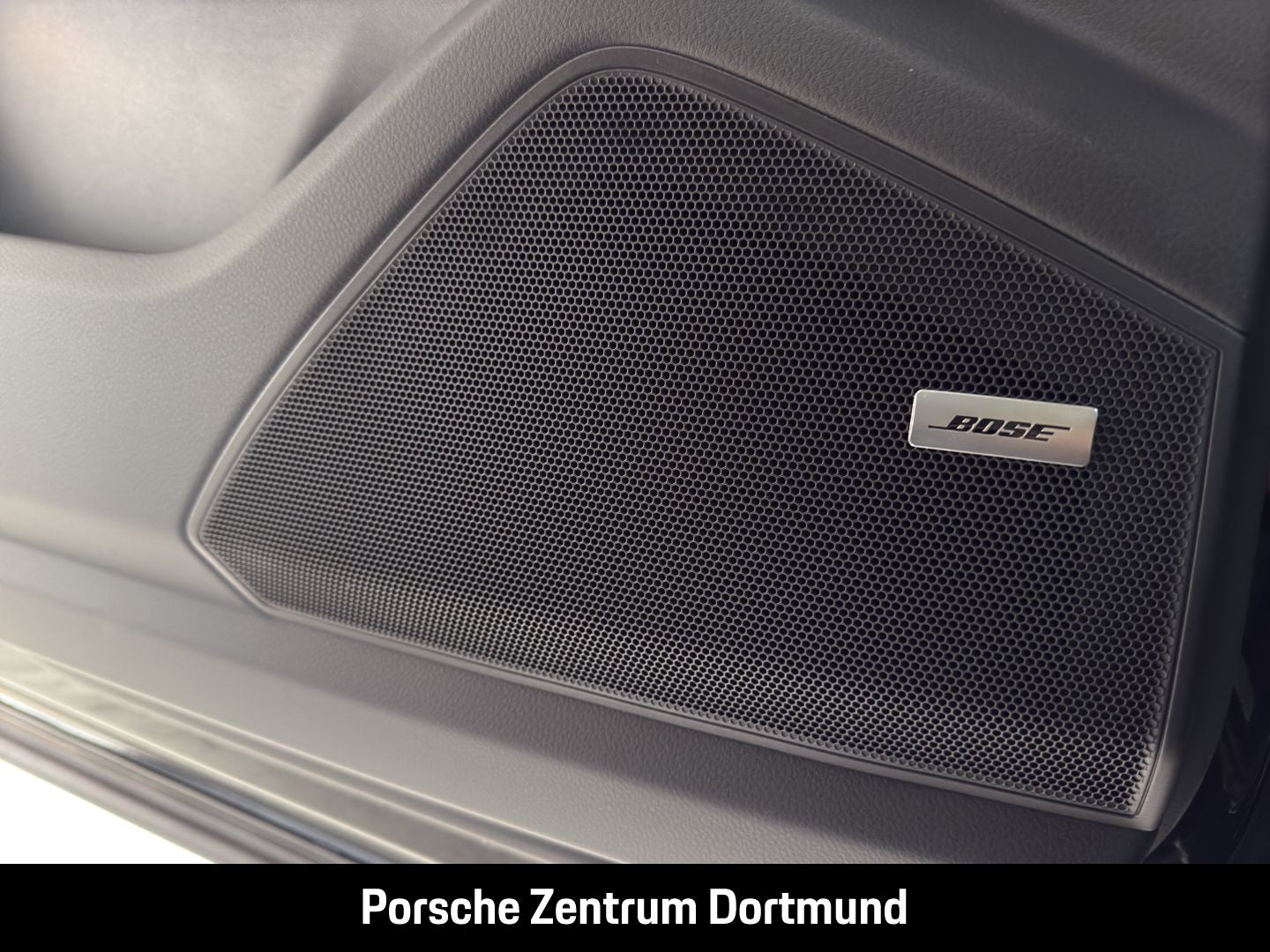 Porsche Cayenne BOSE Surround-View Panorama Luftfederung