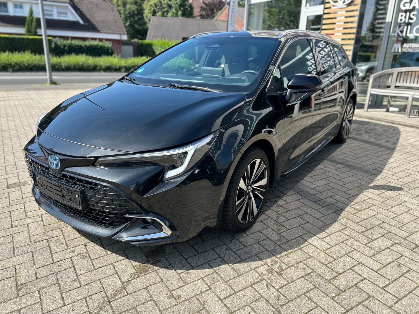 Toyota Corolla TS Hybrid Teamplayer Navi LED ACC SHZ Ap
