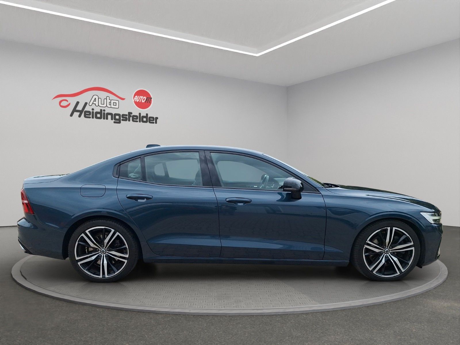 Volvo S60 Lim. R Design T5, Navi, RFK, PDC, Assist