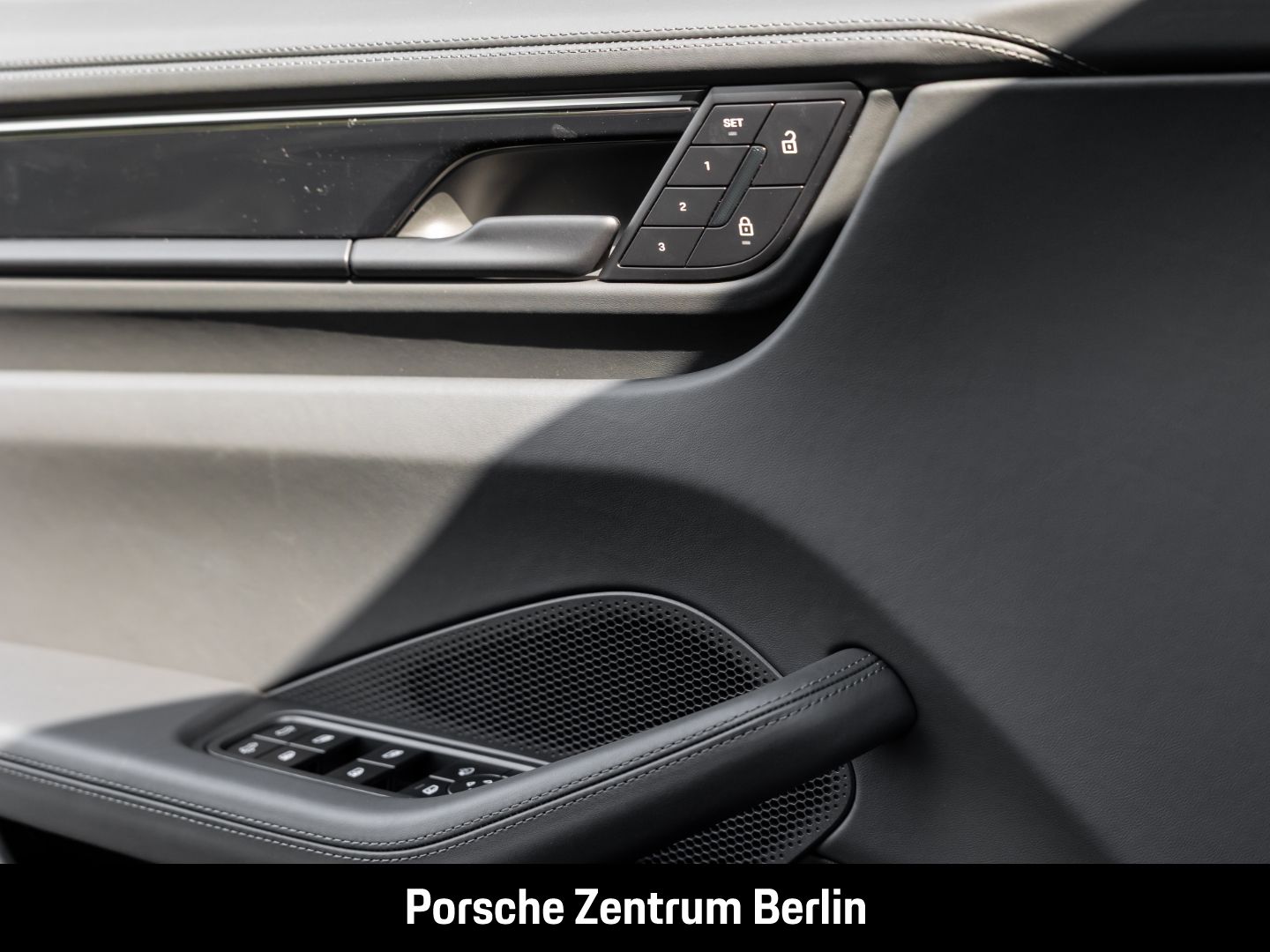 Porsche Macan 4S BOSE Luftfederung Panorama InnoDrive
