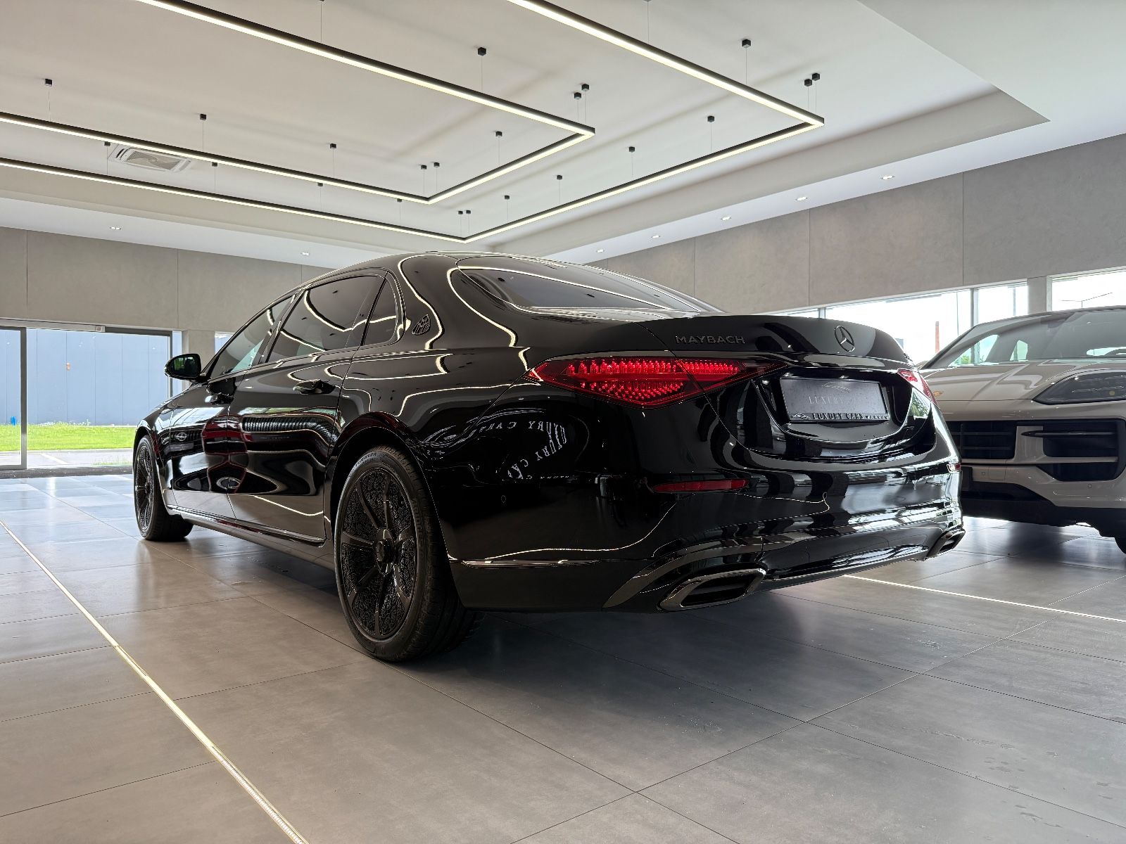 Mercedes-Benz Mercedes-Maybach S 580 - Samsaru's Car Outlet