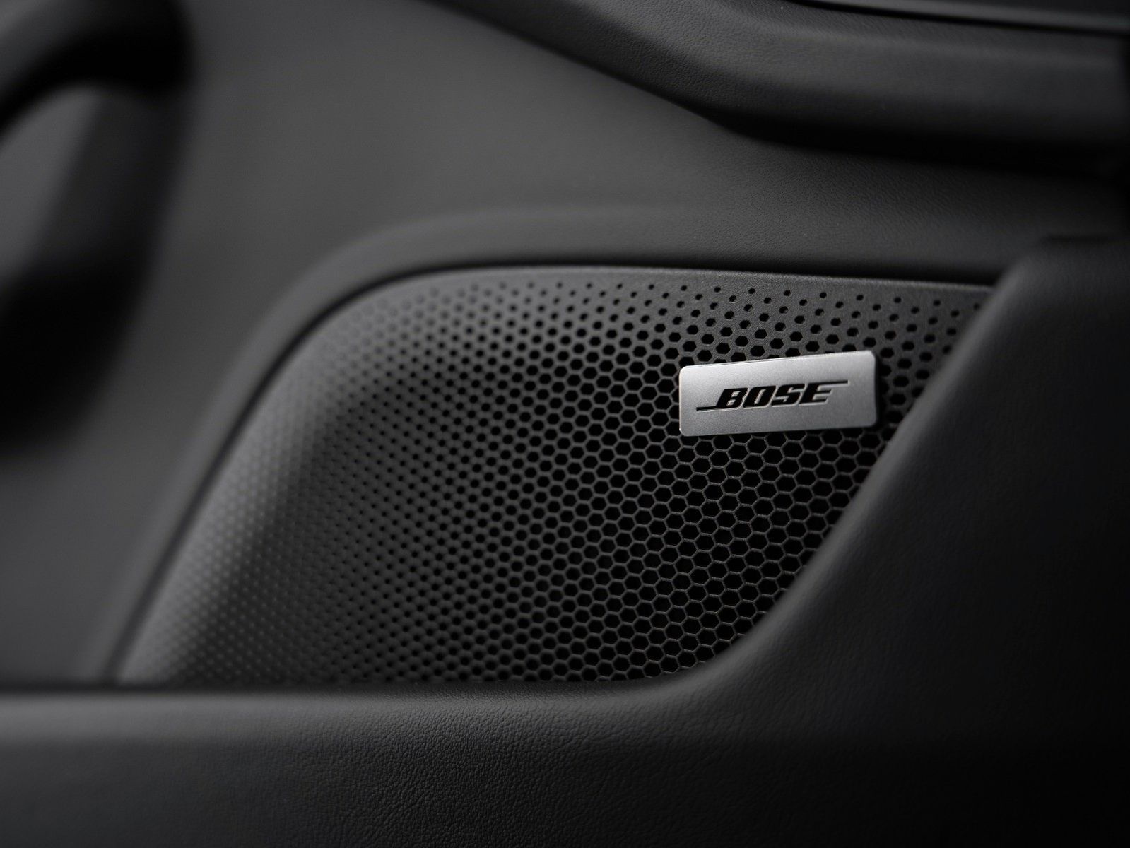 Porsche Taycan Turbo S WARRANTY°MATRIX°VENT°PANO°BOSE°
