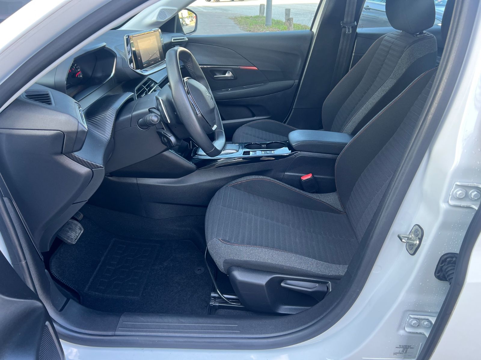 Peugeot 208 Active Pack - Samsaru's Car Outlet