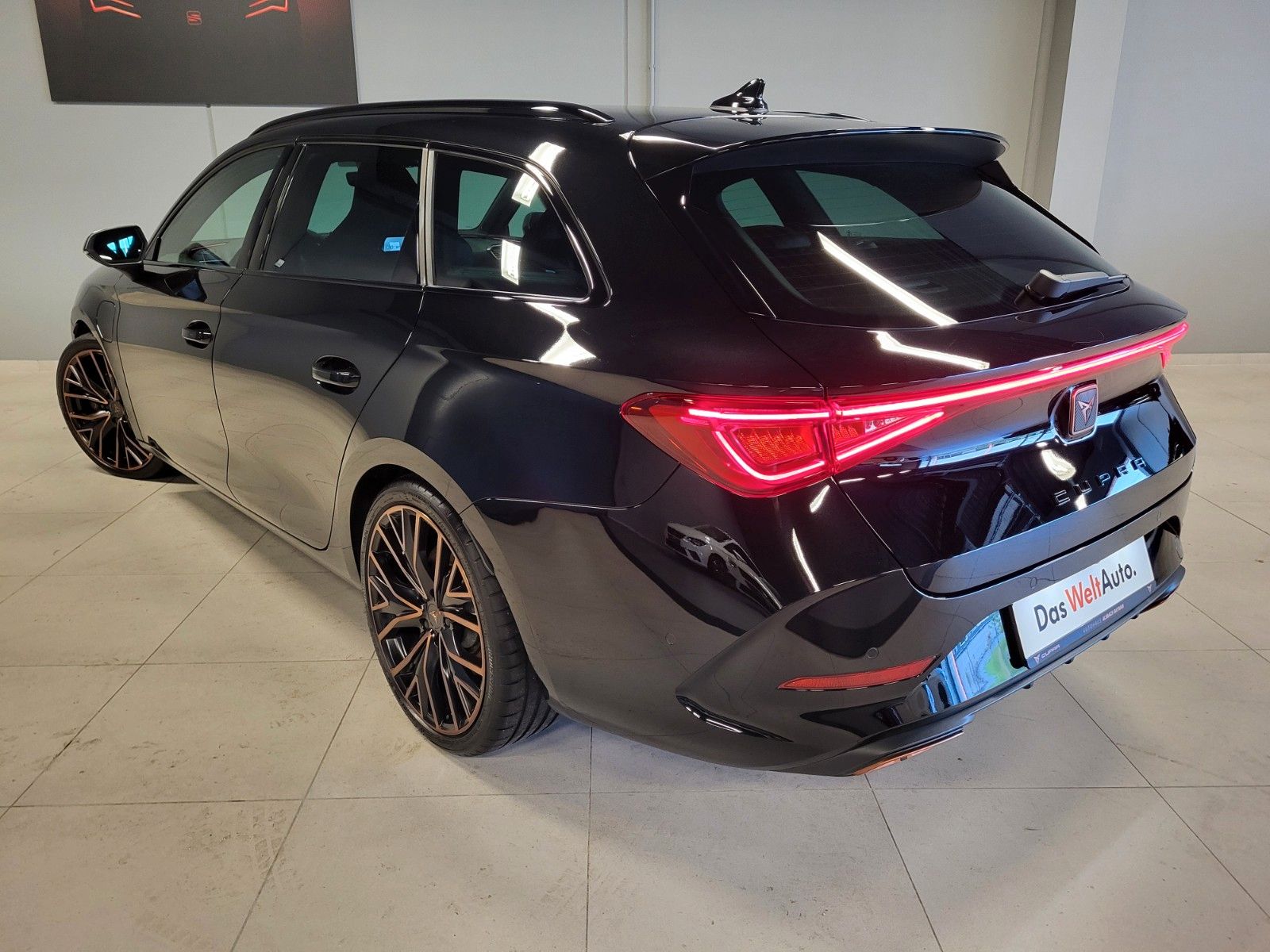 Cupra Leon Sportst. VZ 1.4 e-Hybrid DSG - Samsaru's Car Outlet