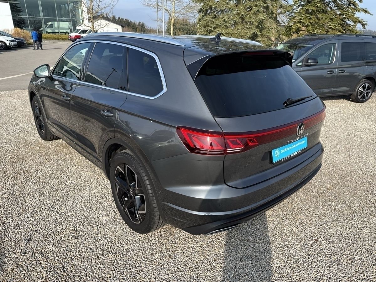 Volkswagen Touareg TDi Allradlenkung - Samsaru's Car Outlet