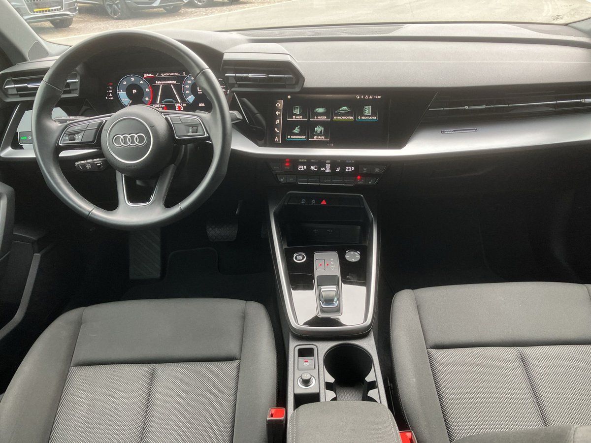 Audi A3 SPORTBACK 30 TDI S-TRONIC LED+ACC+SHZ+PDC+APP