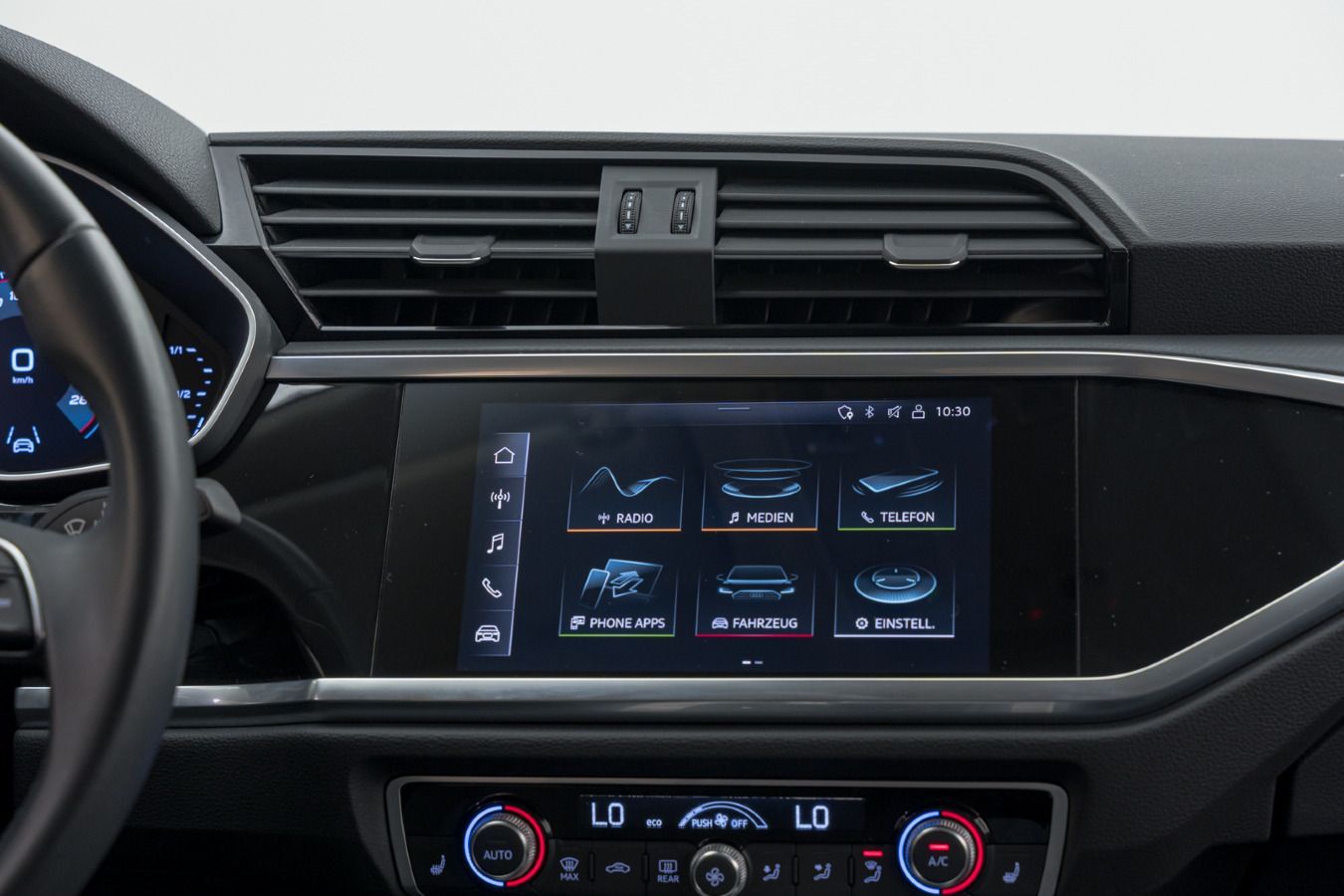 Audi Q3 Sportback 40 TFSI S-TRO - Samsaru's Car Outlet