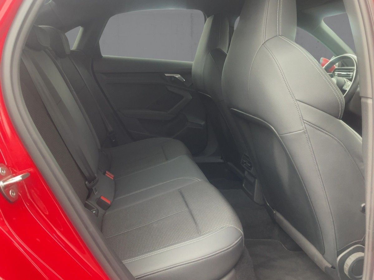 Audi A3 Limousine 35 TDI S-TR ADVANCED PDC+GRA+SHZ+18