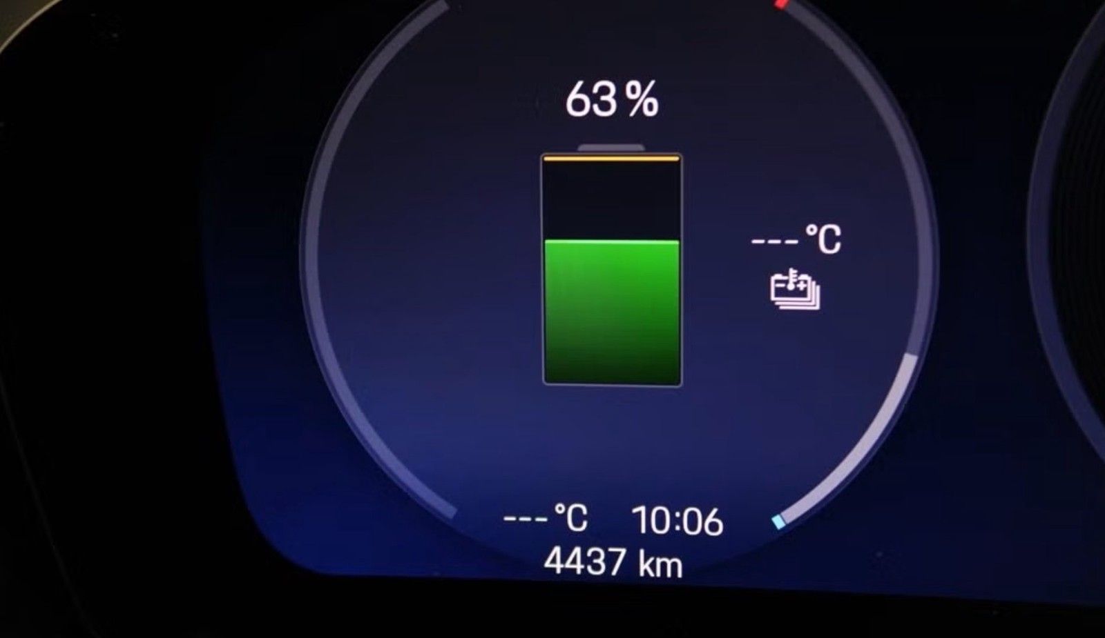 Porsche Macan Electric BOSE*AHK*L-HEIZBAR