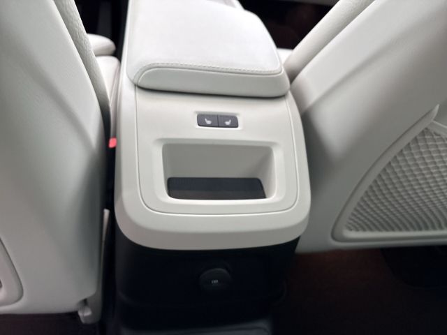 Volvo XC60 Inscription T6 AWD 19''LM Pano eStandhz AHK