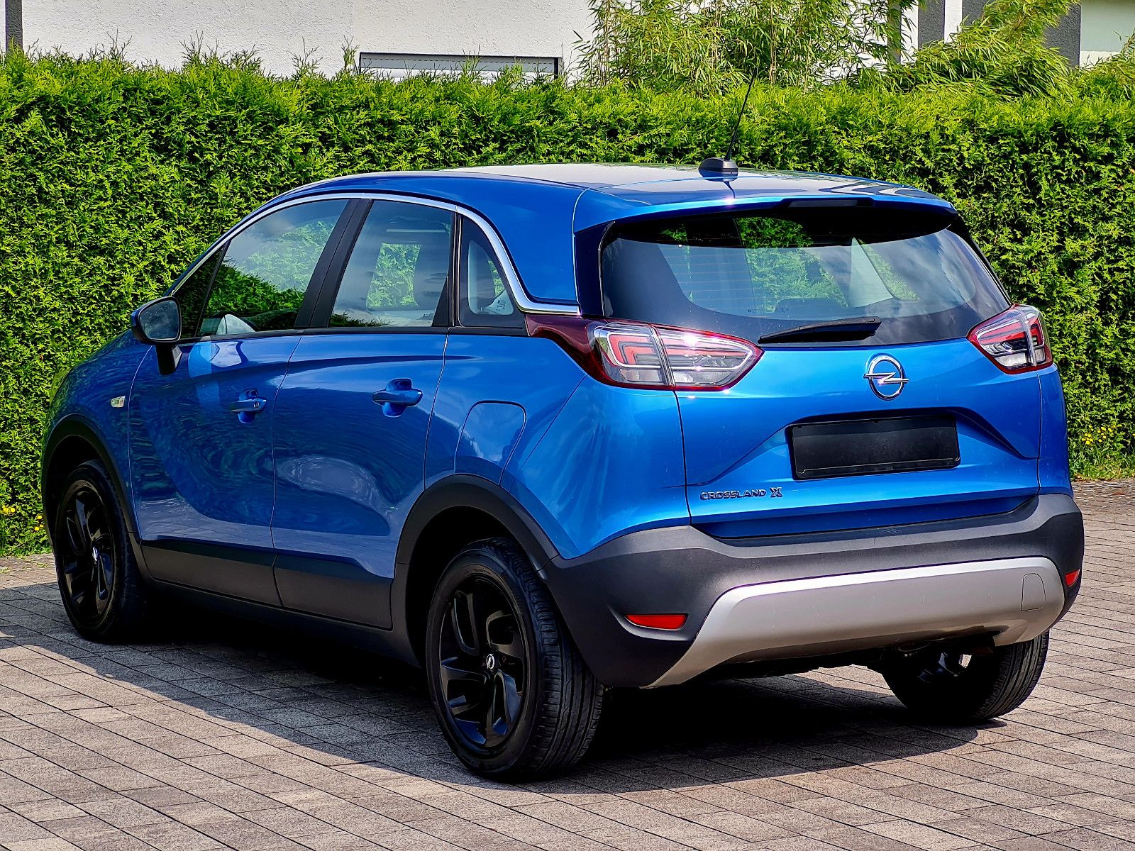Opel Crossland Innovation - Samsaru's Car Outlet