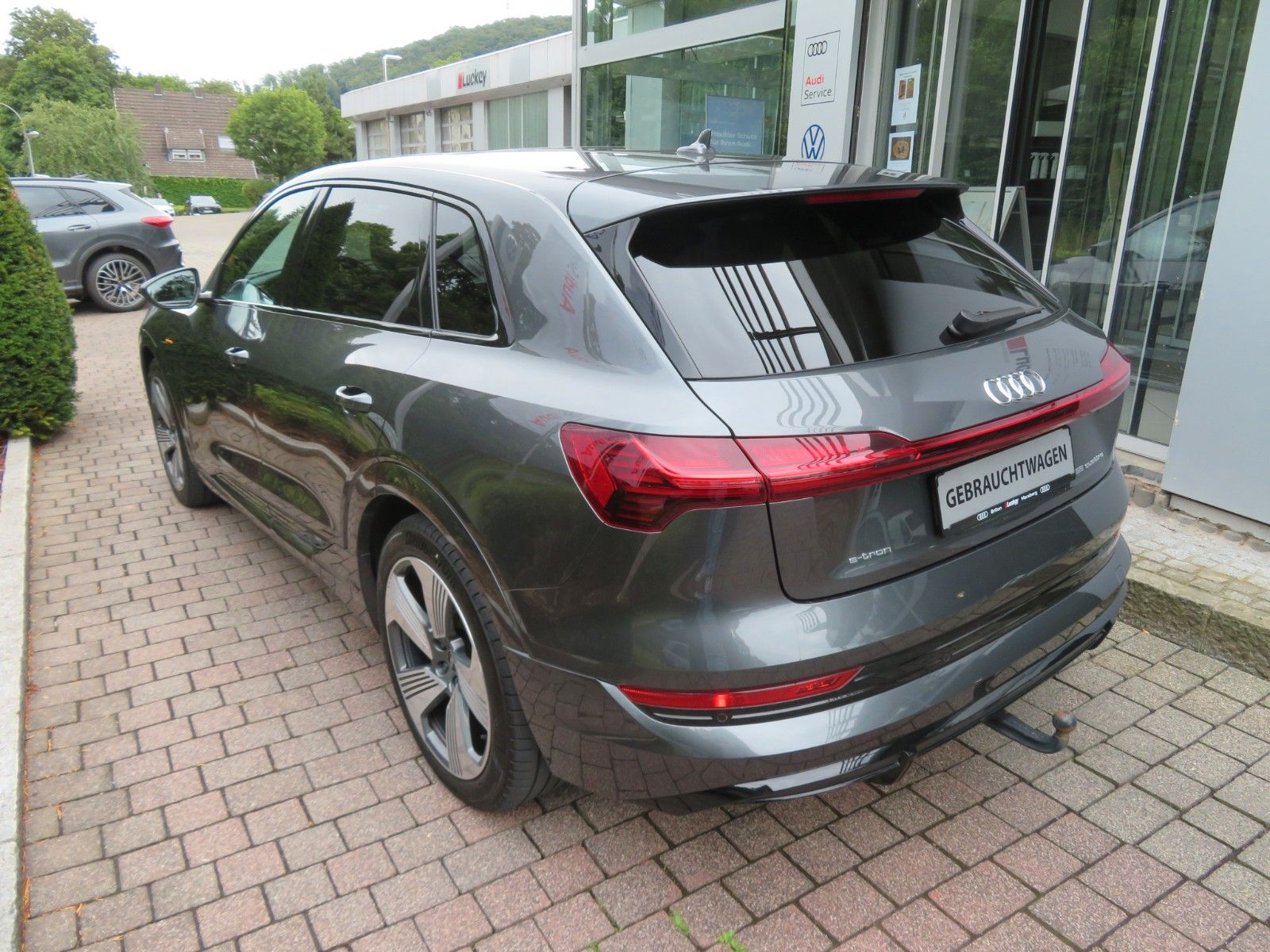Audi e-tron 55 S-LINE AHK PANO ACC S-LINE UPE 103