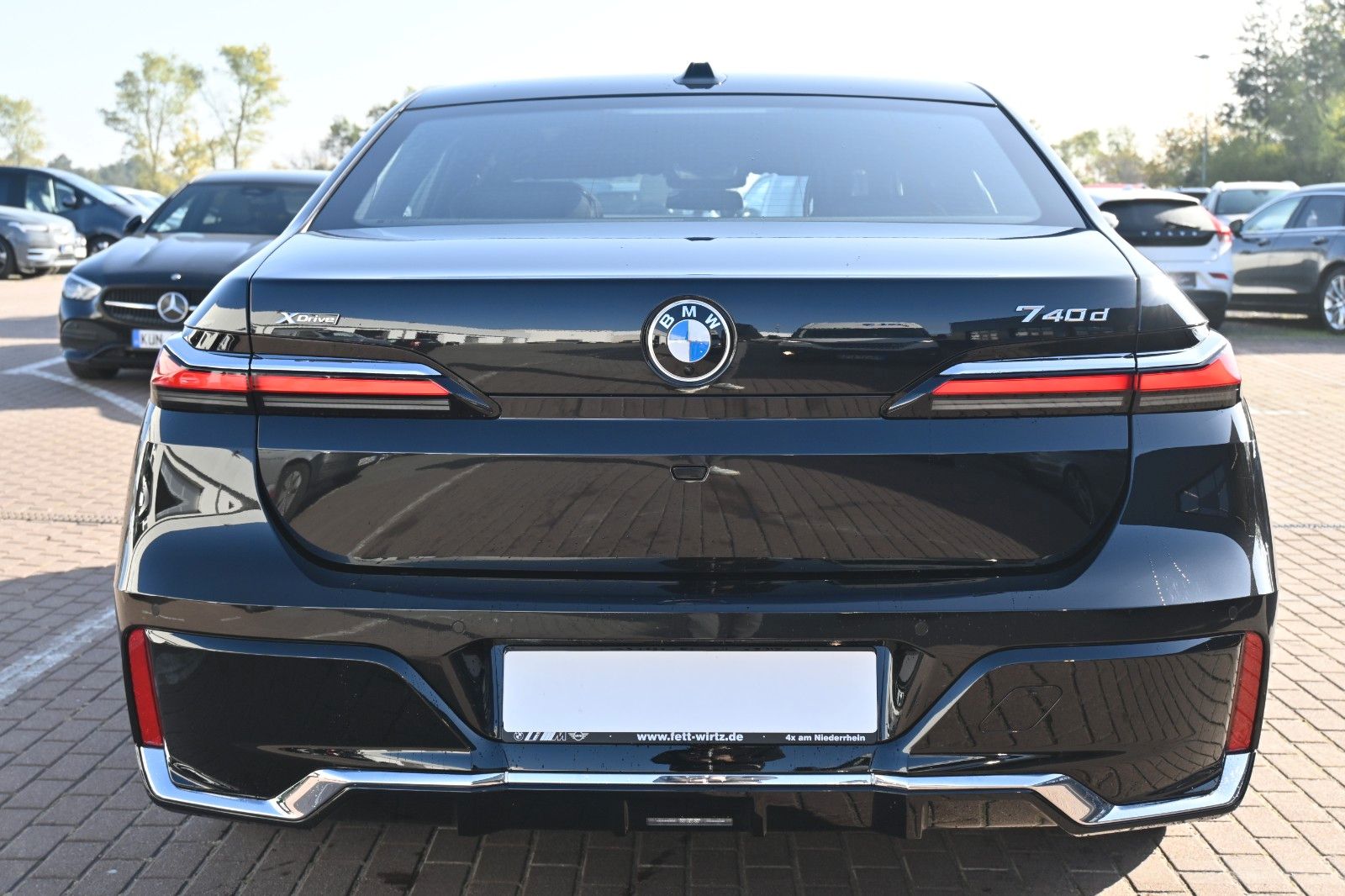BMW 740 d xDrive M Sport*PANO*Shadow*MIETKAUF
