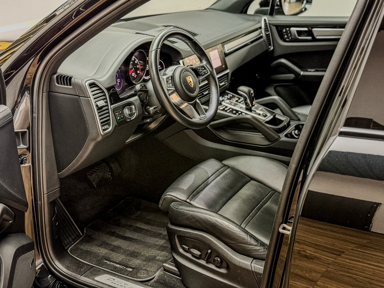 Porsche Cayenne Platinum Edition, Approved bis 11.2027 !