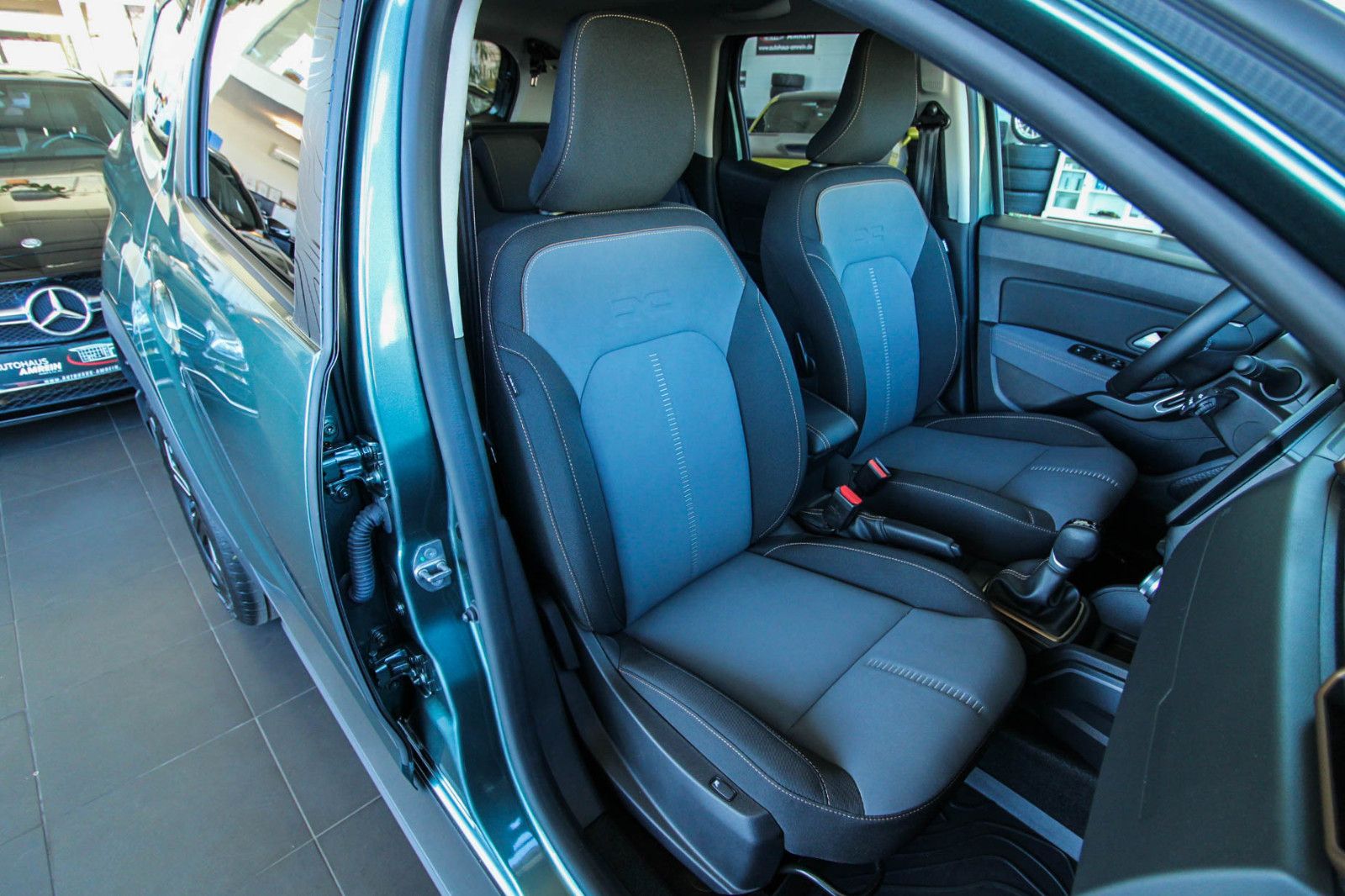 Dacia Duster II Extreme TCe 150 - Samsaru's Car Outlet