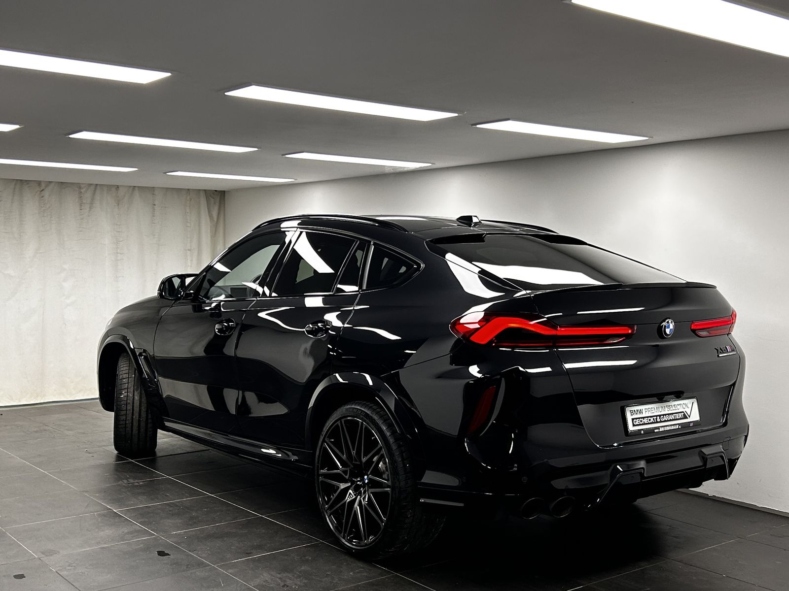 BMW X6 M Competition Harman/Kardon Pano. AHK Massage