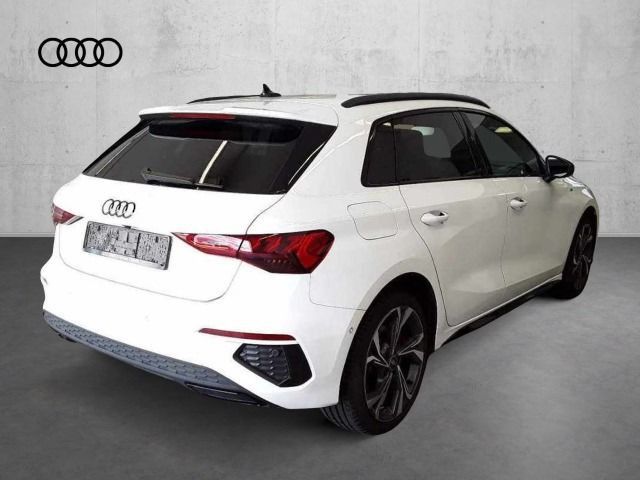 Audi A3 Sportback 45 TFSIe S line *Matrix*AHK*