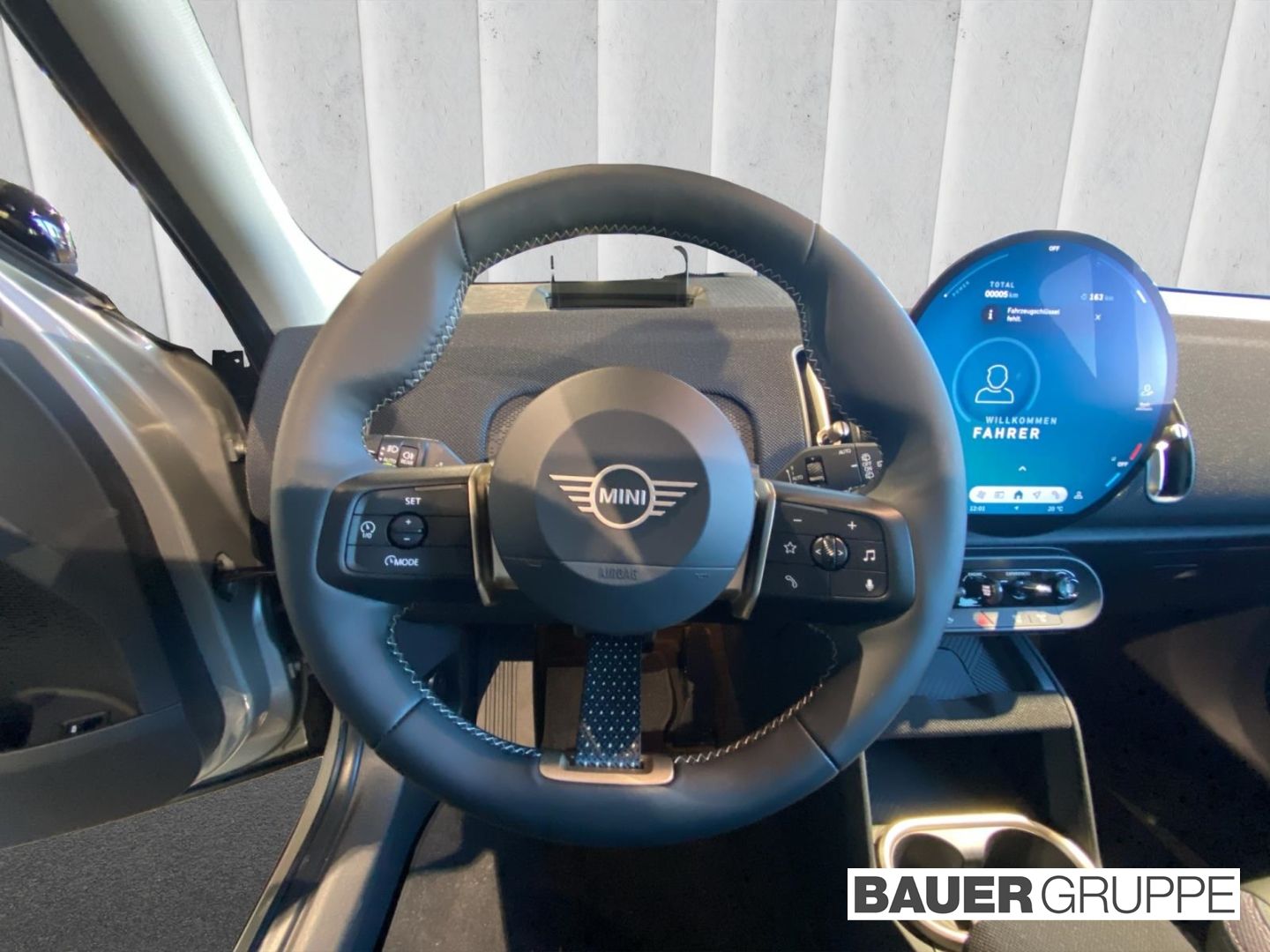 MINI Countryman C Classic Trim - Samsaru's Car Outlet