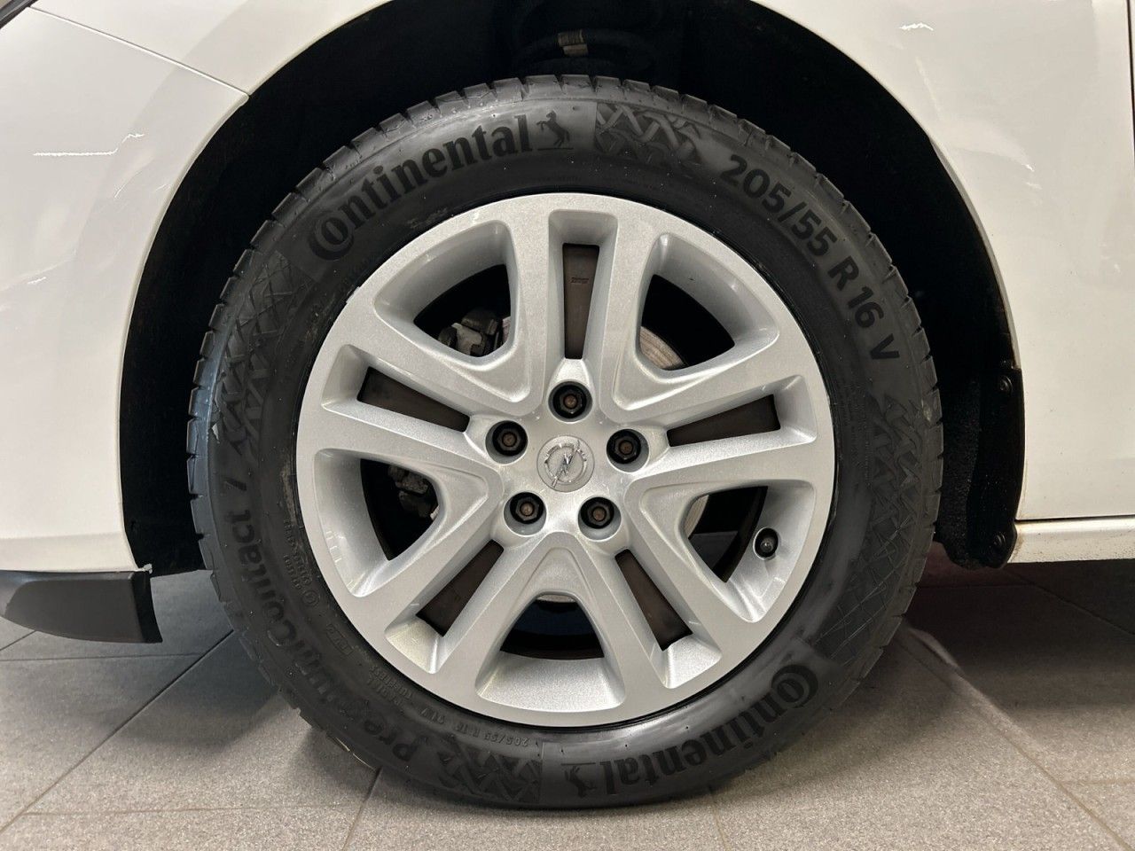 Opel Astra K Sports Tourer Edition - Samsaru's Car Outlet