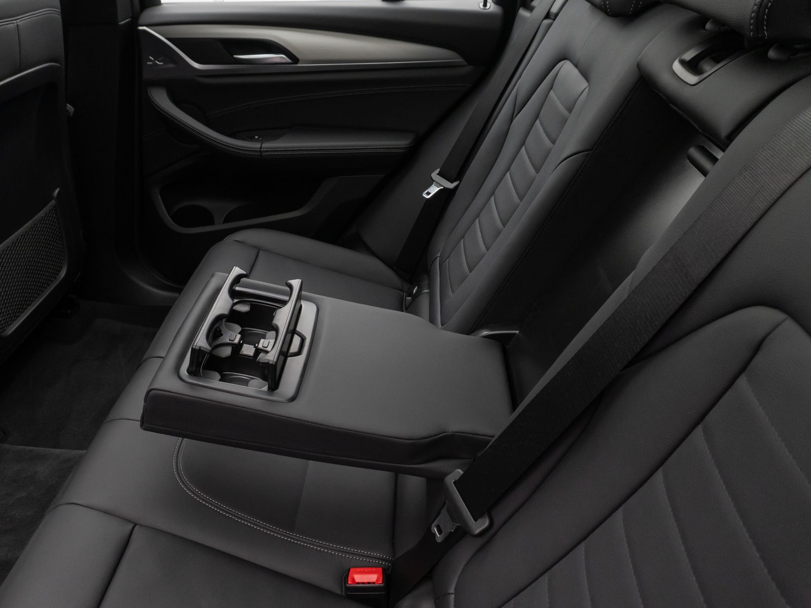 BMW X3 xD30d - Samsaru's Car Outlet