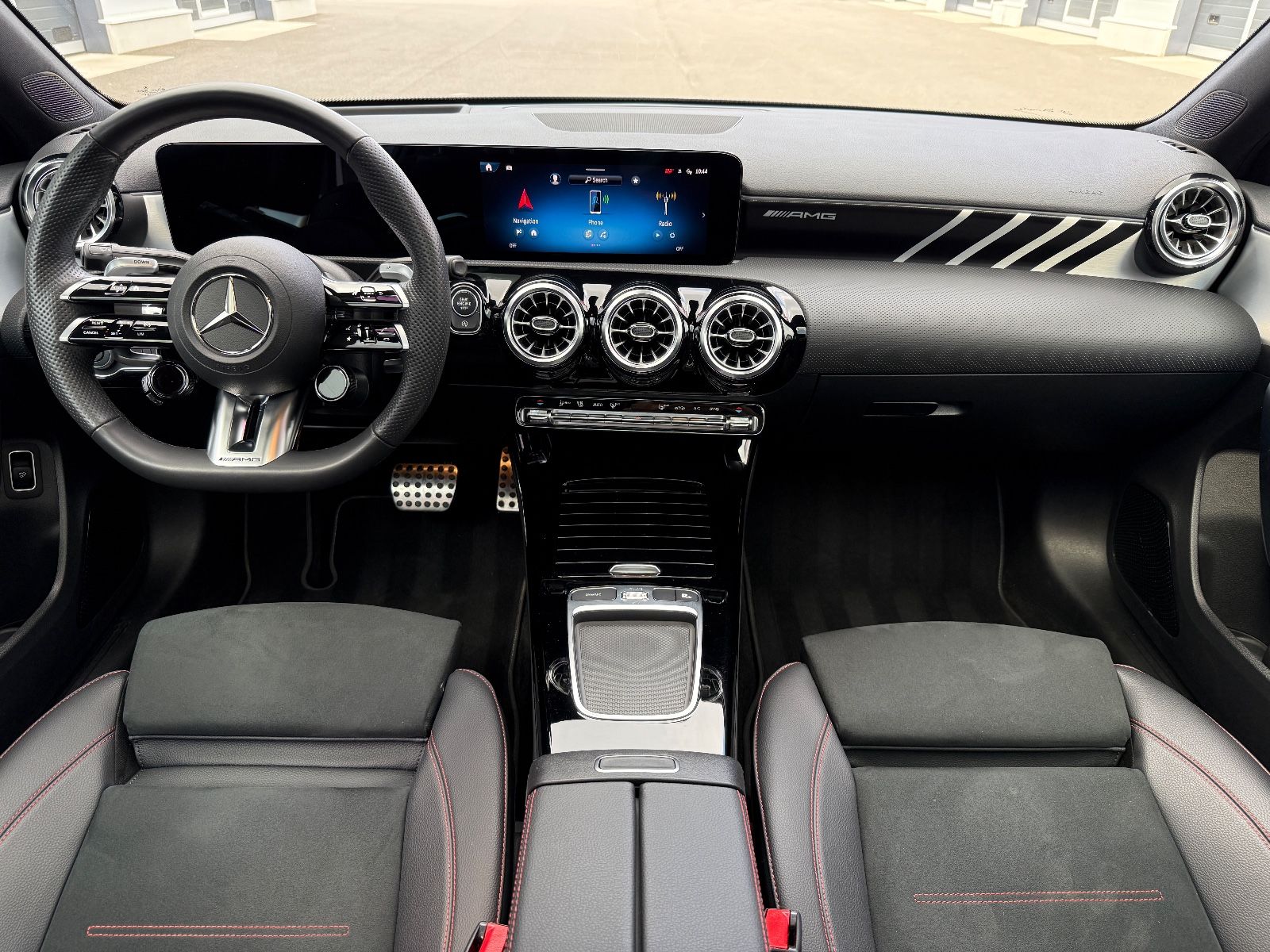 Mercedes-Benz A 35 AMG - Samsaru's Car Outlet
