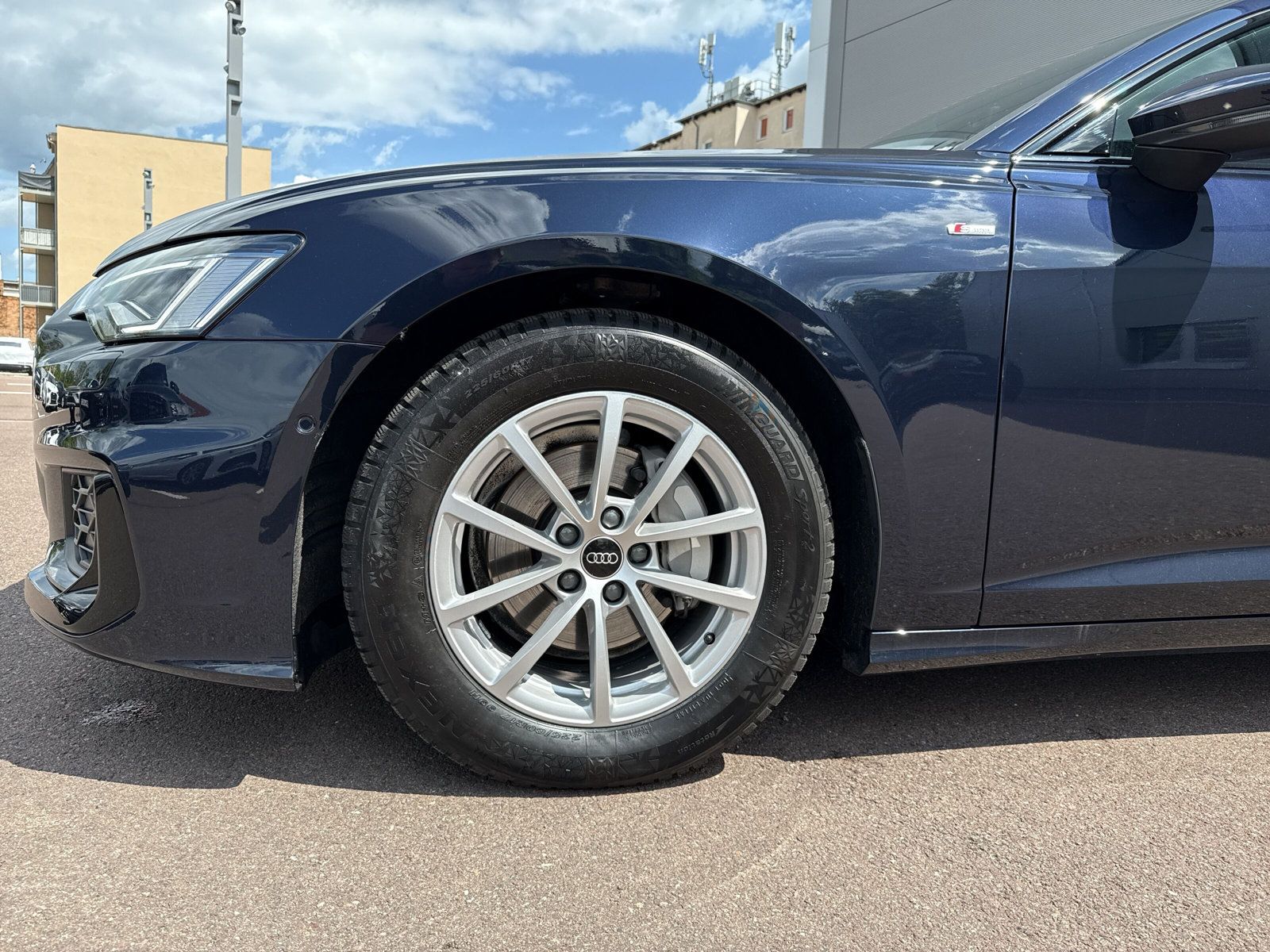 Audi A6 Avant 40 TDI S line - Samsaru's Car Outlet