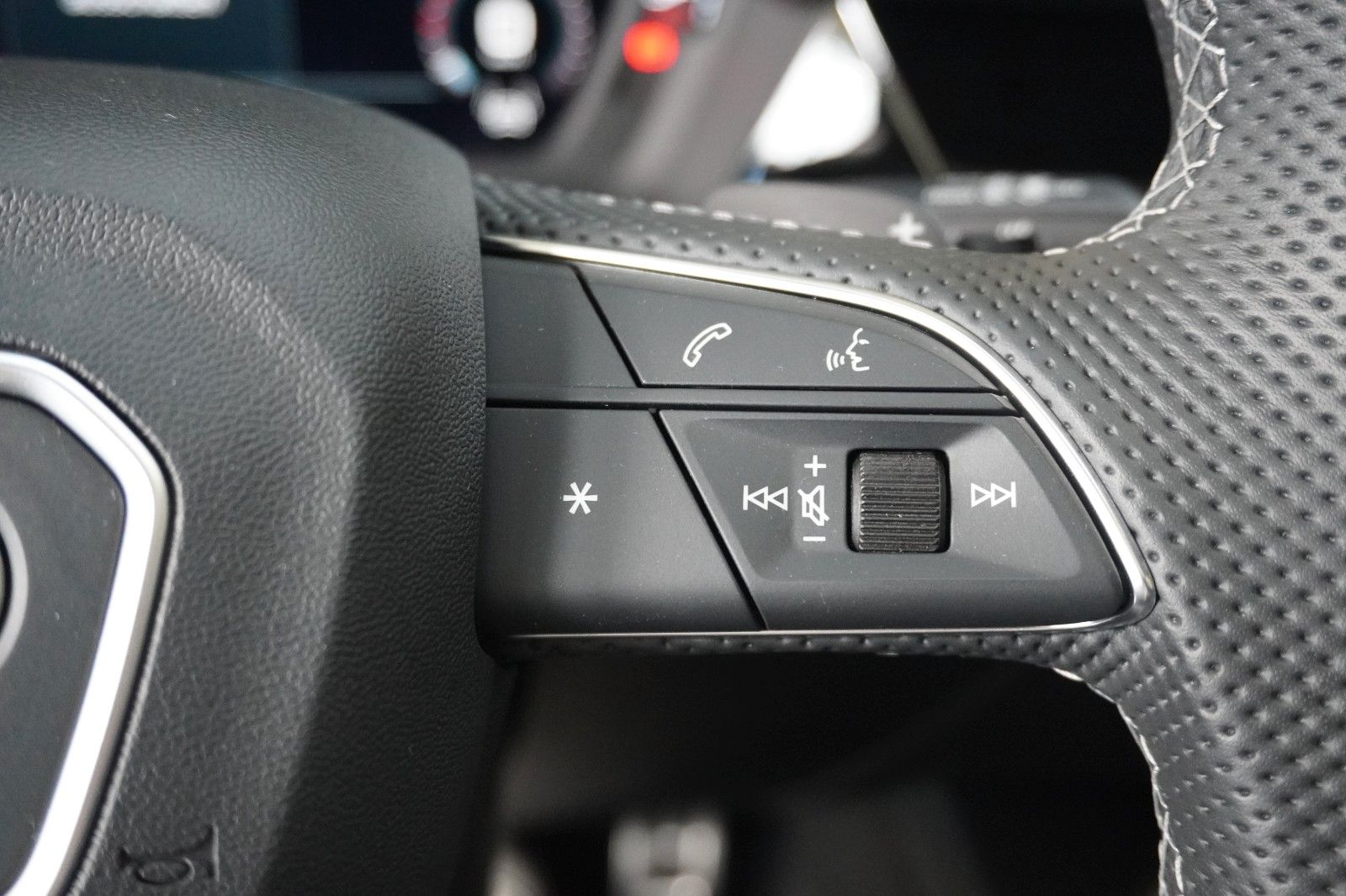 Audi A3 Sportback S-Line 35 tdi S-Tronic - Samsaru's Car Outlet