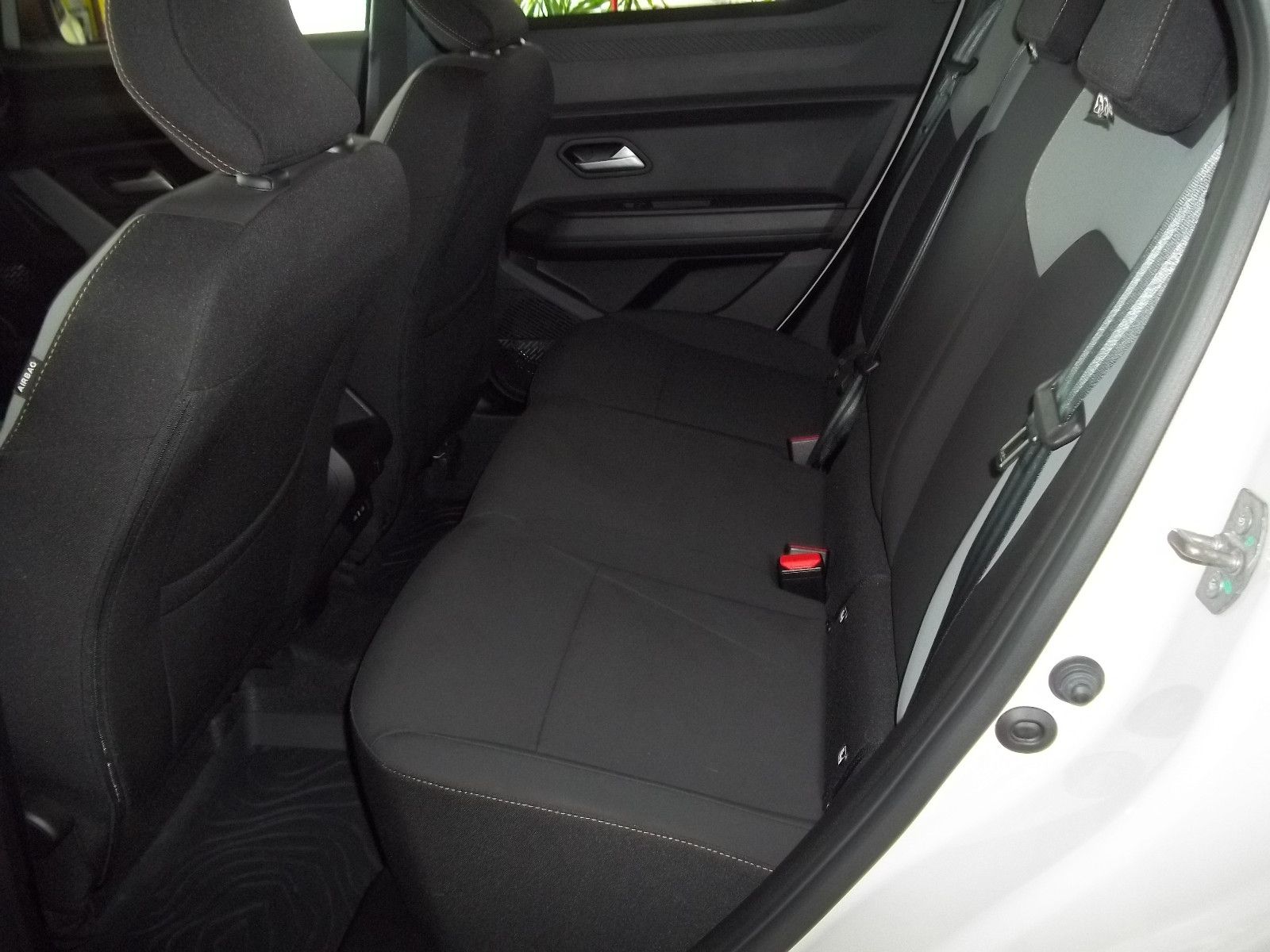 Dacia Duster III TCe 130 Extreme 4x4 - Samsaru's Car Outlet