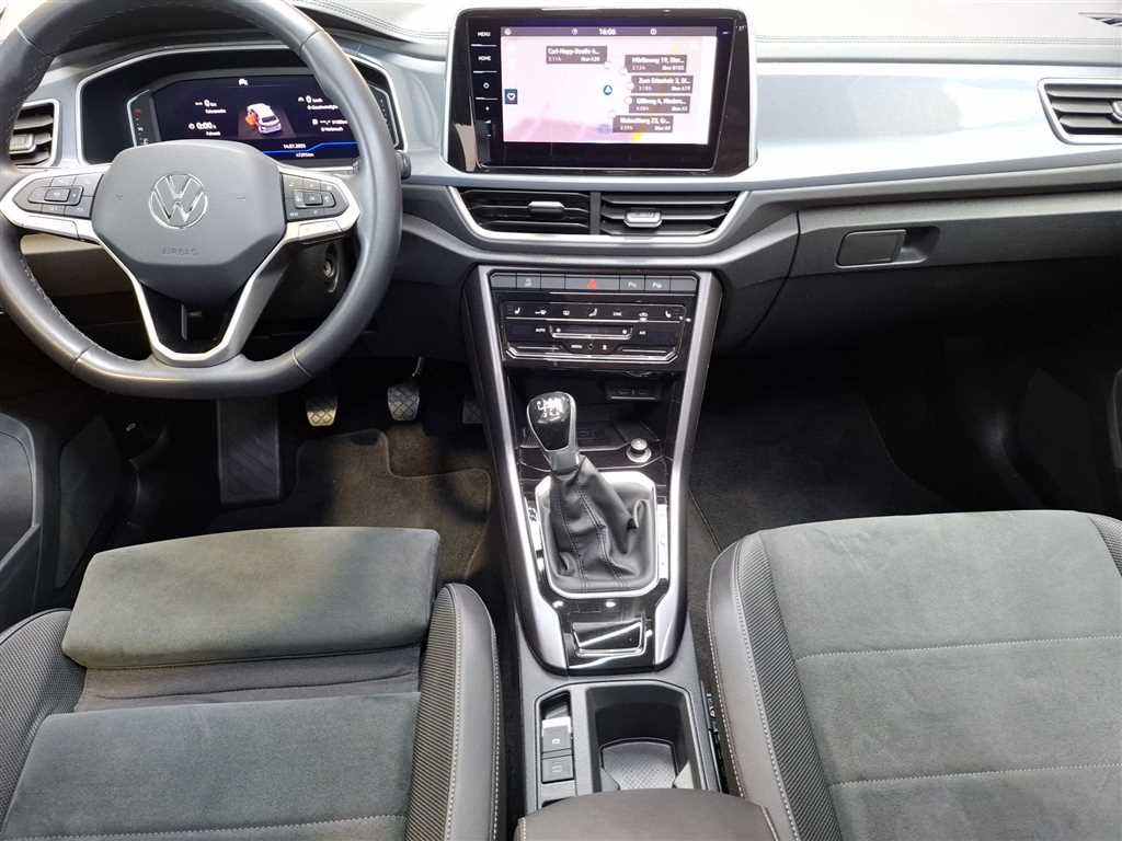 Volkswagen T-Roc Style 1.5 TSI - Samsaru's Car Outlet