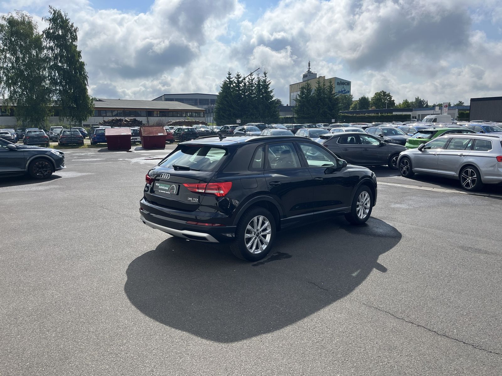 Audi Q3 35 2.0 TDI quattro S tronic - Samsaru's Car Outlet