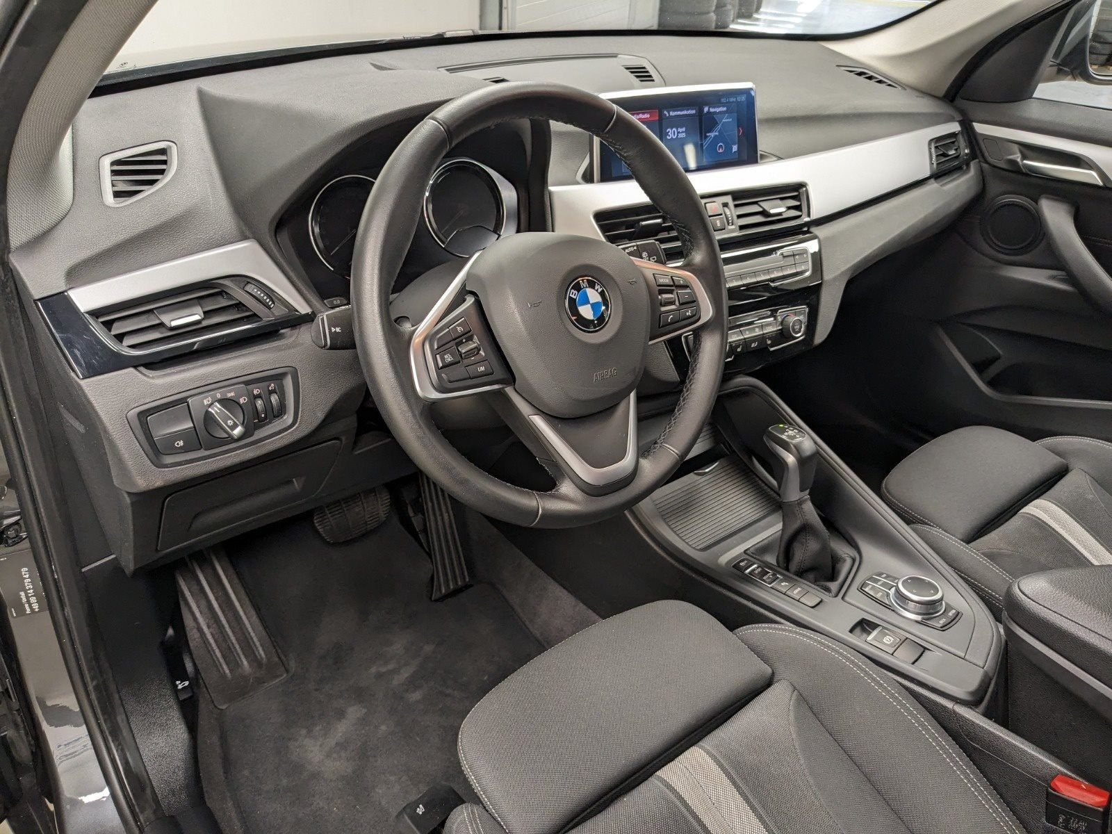 BMW X1 xDrive25e - Samsaru's Car Outlet