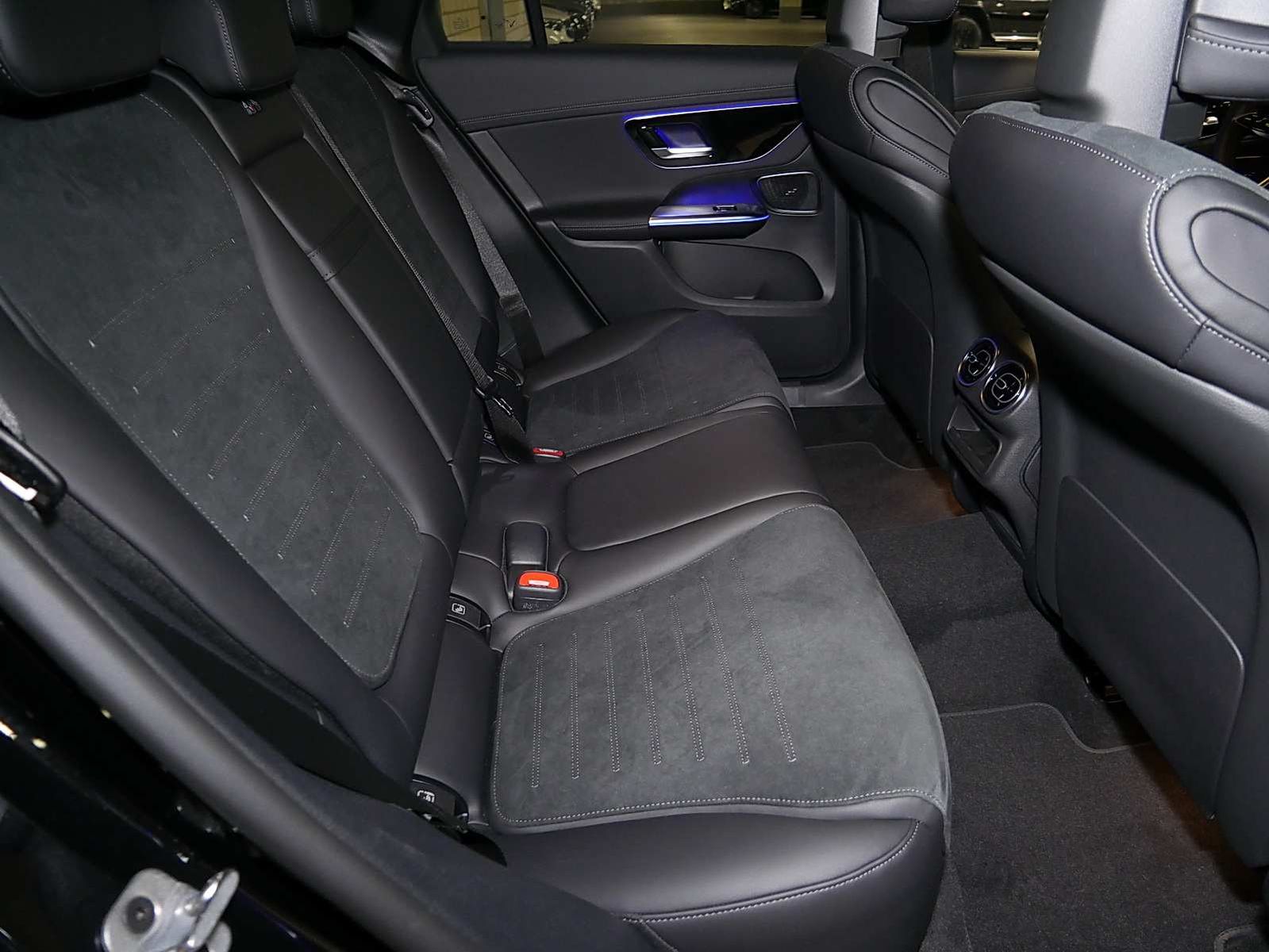 Mercedes-Benz GLC 200 d 4M AMG - Samsaru's Car Outlet