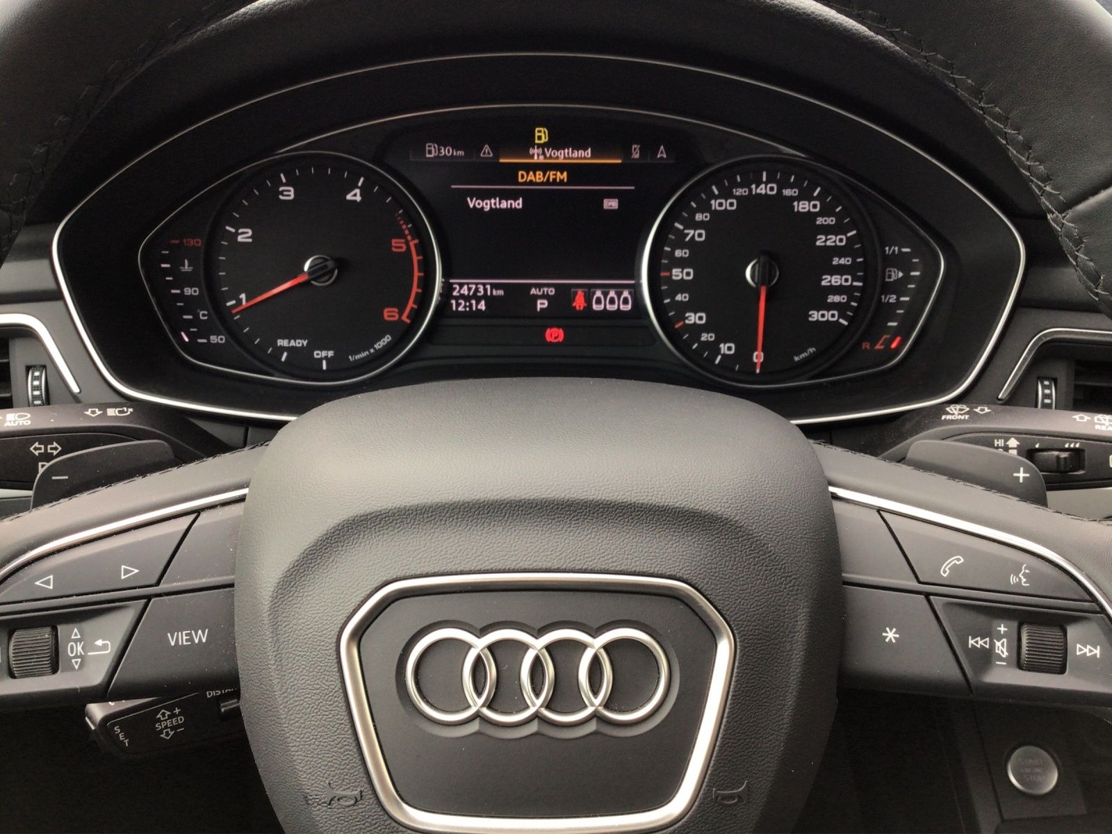 Audi A4 allroad 40 TDI quattro S-tronic AHK ** Busine