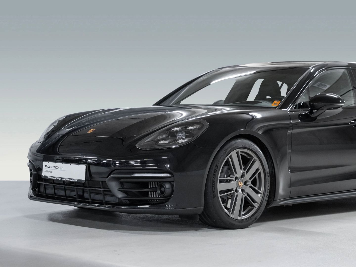 Porsche Panamera 4 E-Hybrid Platinum Edition HeadUp