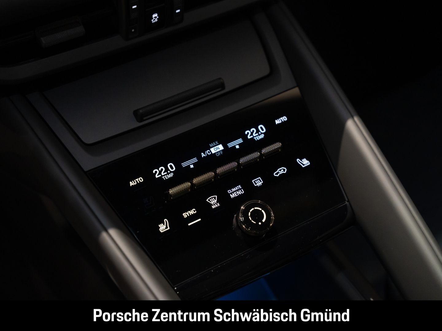 Porsche Macan Turbo BOSE Luftfederung Panoramadach LED