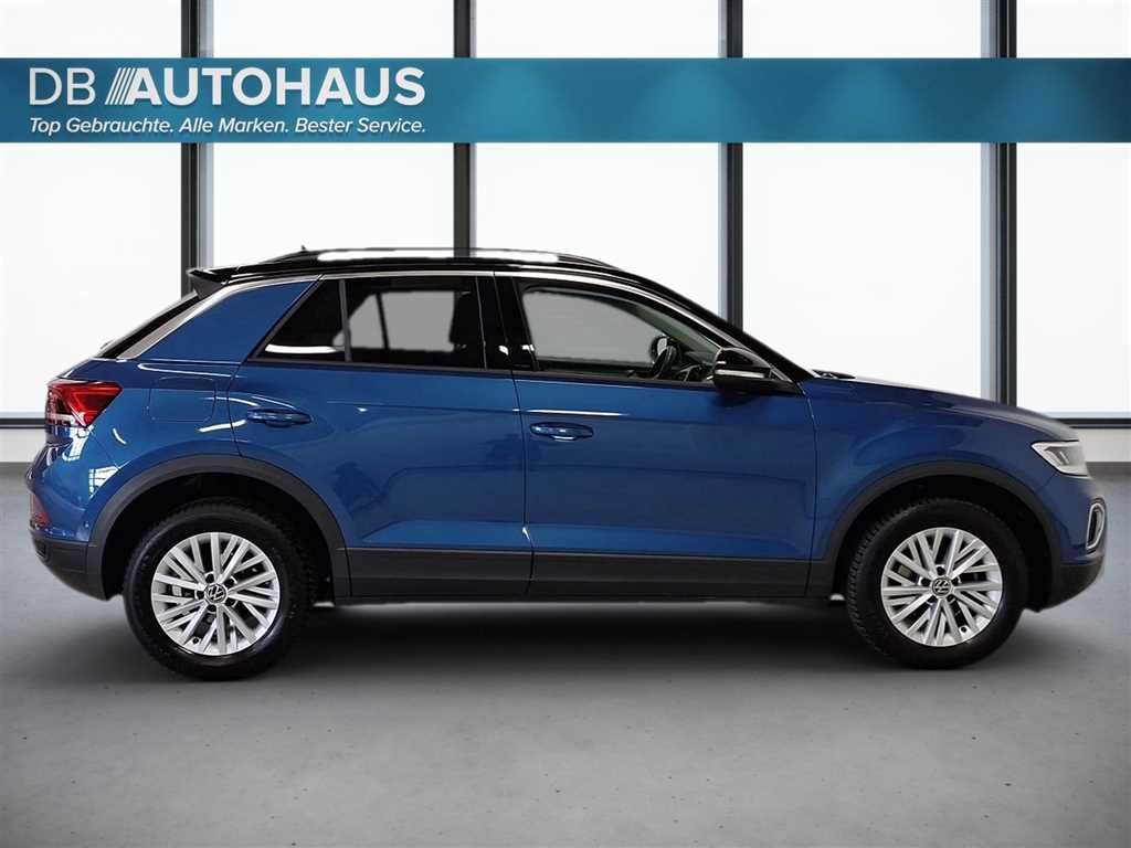 Volkswagen T-Roc Life 1.5 TSI DSG - Samsaru's Car Outlet