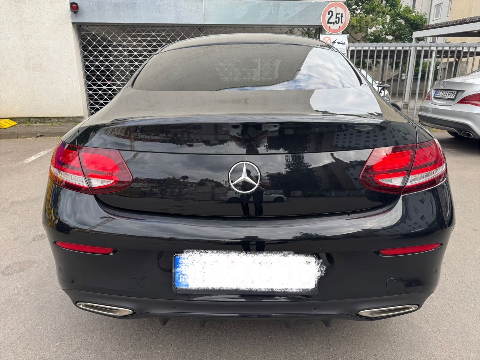 Mercedes-Benz C Coupe C200 AMG LINE - Samsaru's Car Outlet