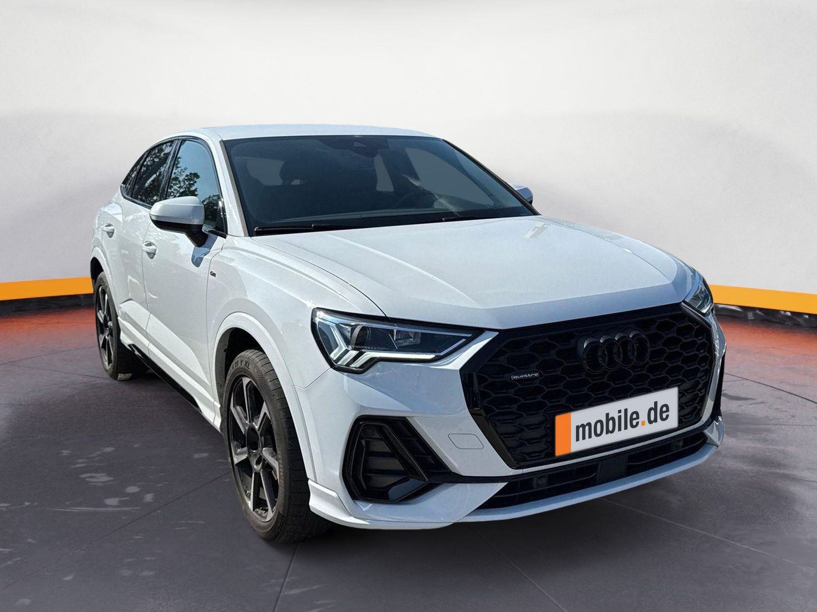 Audi Q3 Sportback 40 TFSI quattro S line - Samsaru's Car Outlet
