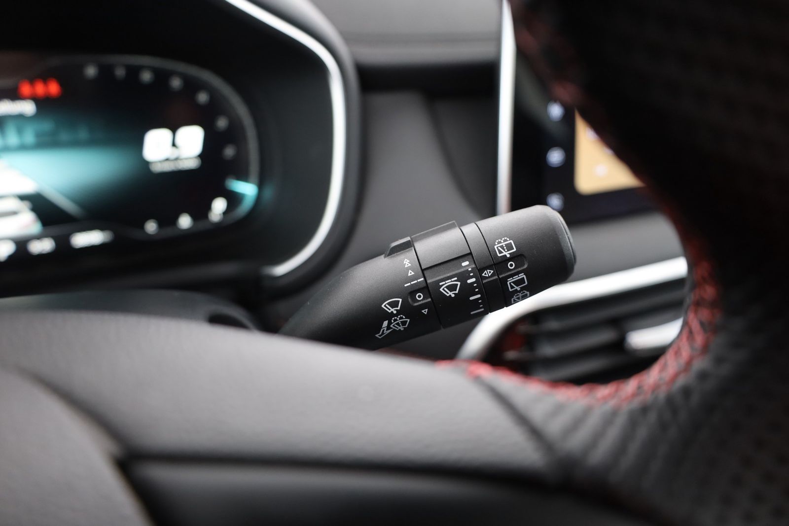 MG HS 1.5 T-GDI Luxury Aut. LED ACC Navi 360° Pano