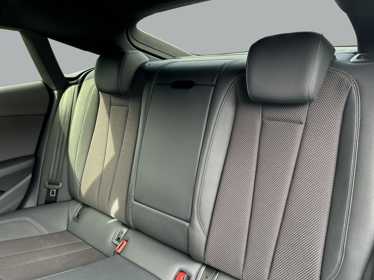 Audi A5 Sportback 40 TFSI quattro S-tronic S-LINE+MAT