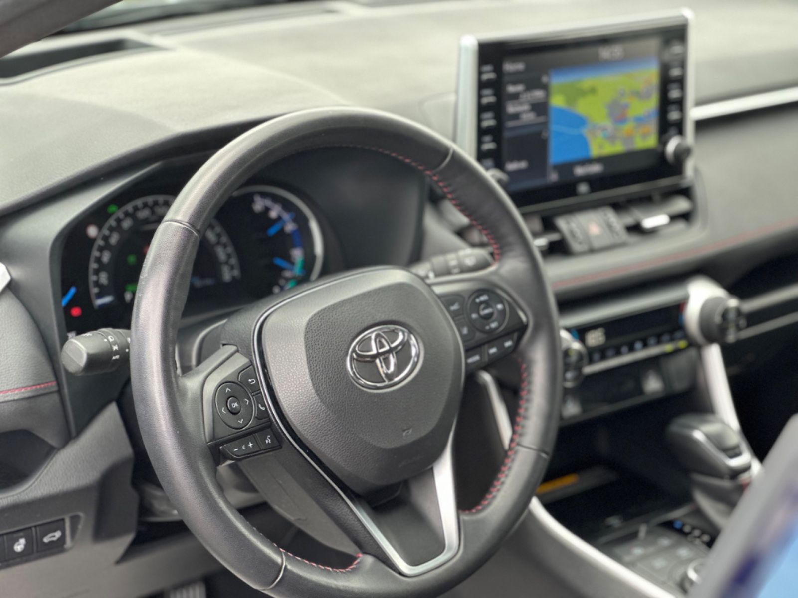 Toyota RAV 4 Plug-in Hybrid 4x4 Executive - Samsaru's Car Outlet