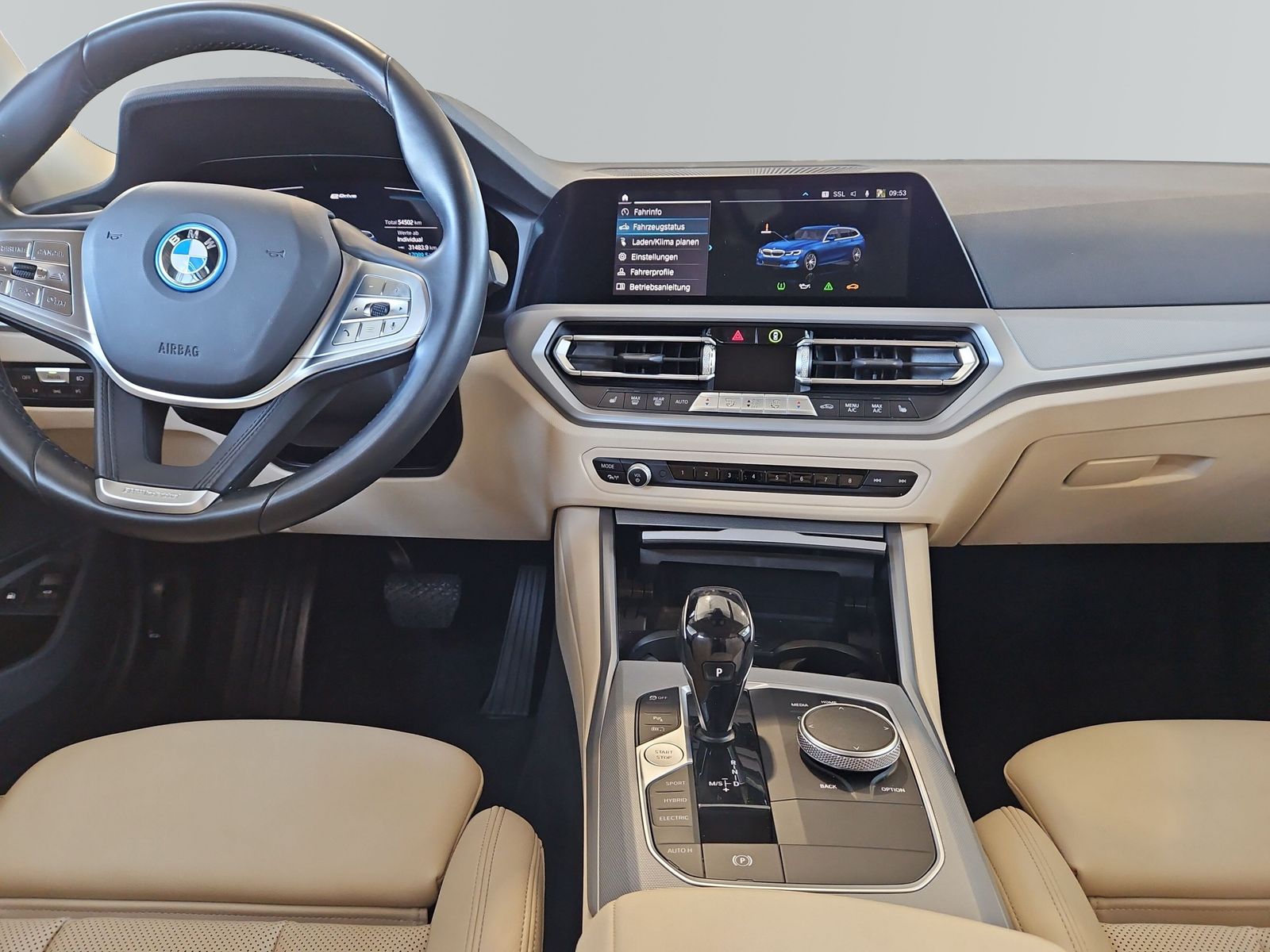 BMW 330e Touring Advantage - Samsaru's Car Outlet