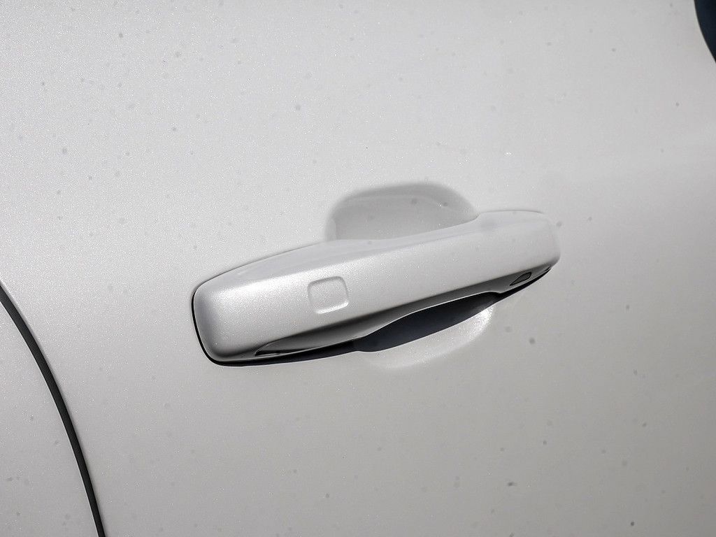 Volvo XC60 B4 Plus Dark AWD