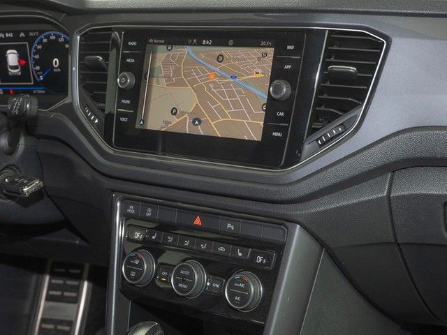 Volkswagen T-Roc 1.5 TSI DSG Sport R-Line - Samsaru's Car Outlet
