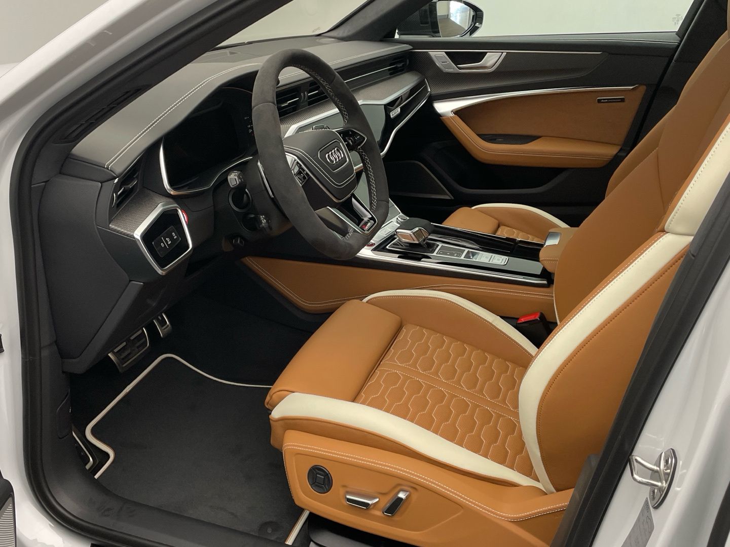 Audi RS6 Avant performance RS Dynamik-Paket plus Navi