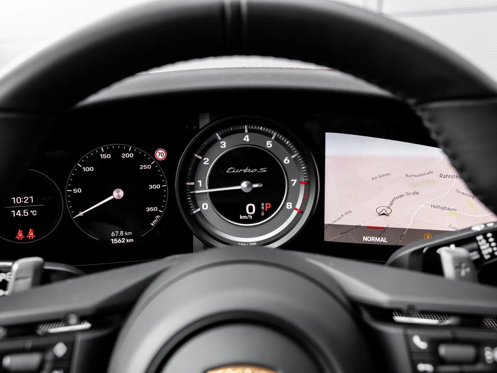 Porsche 992 911 Turbo S - Samsaru's Car Outlet