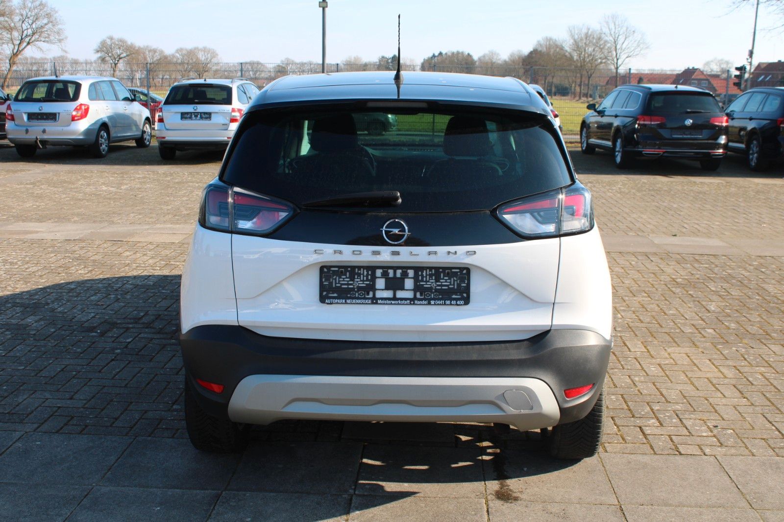 Opel Crossland - Samsaru's Car Outlet