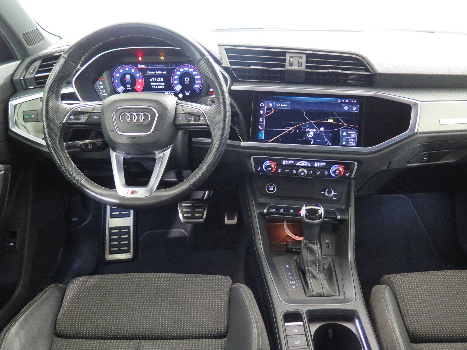 Audi Q3 Sportback 40 TFSI quattro S line - Samsaru's Car Outlet