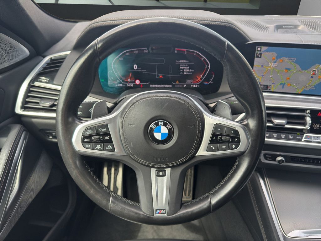BMW X6 xDrive40d M-SPORT LASER HUD PANO B&W 20" AHK